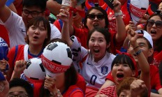 开云体育在线-关于战队的比赛经历成为球迷们热议话题的信息