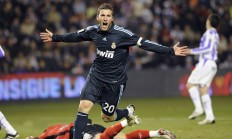 开云体育登录-压哨绝杀！浙江队力克火箭，浓眉攻防转换成胜负关键