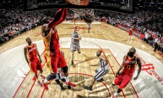 开云足球直播-红土新纪元，蒙特卡洛大师赛轻取澳网，鲁德刷新纪录的背后逻辑