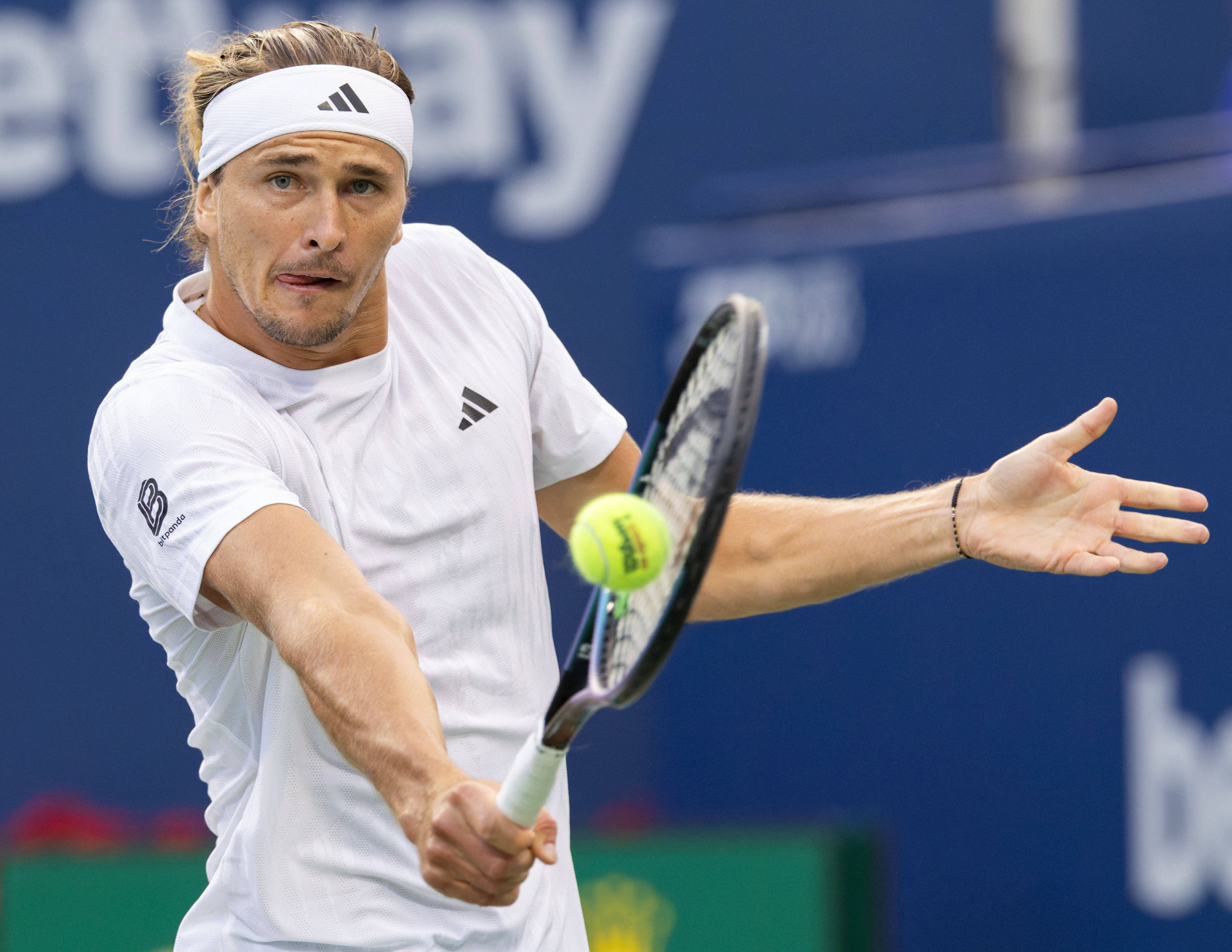 法国网球队险胜世界网球队，兹维列夫惊艳世界的简单介绍