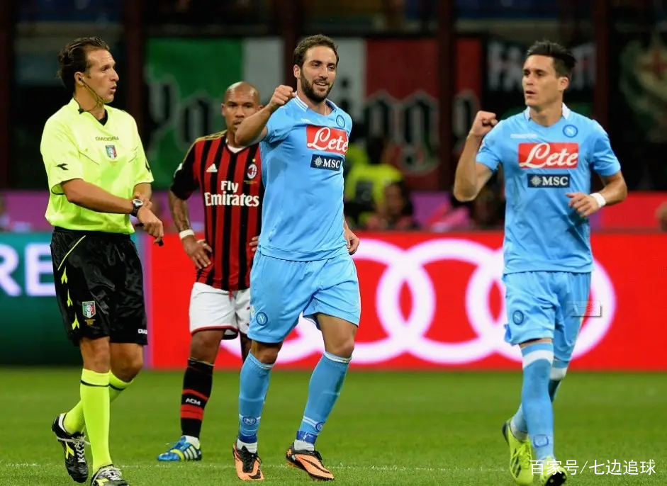 关于皇家马德里前锋合同问题悬疑的信息 关于皇家马德里前锋合同问题悬疑的信息