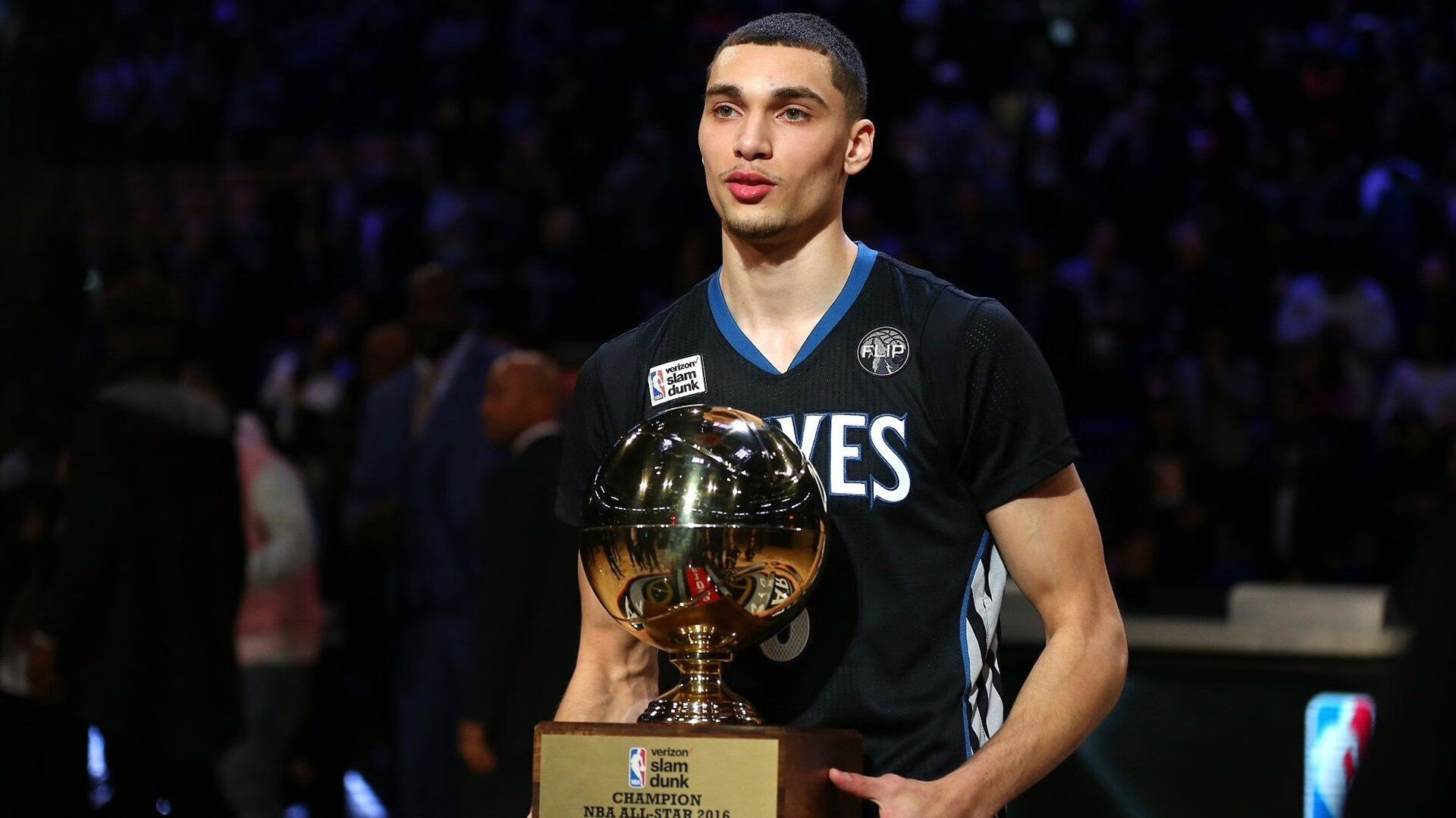 当北欧神话遇上东方巨龙，芬兰狂胜背后的体育寓言与卡塞米罗的赛道统治