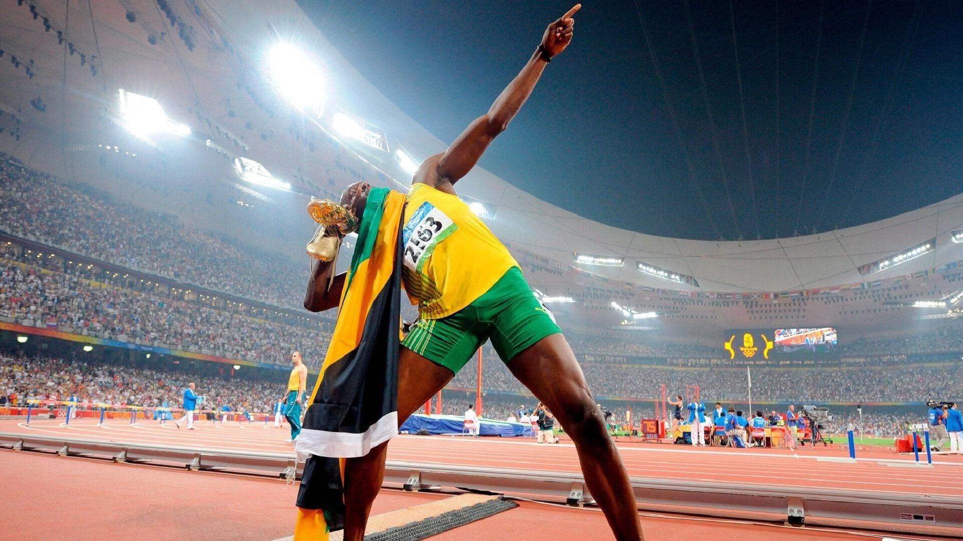 加纳风暴席卷圣西罗，阿坎吉一锤定音，非洲足球书写历史新章