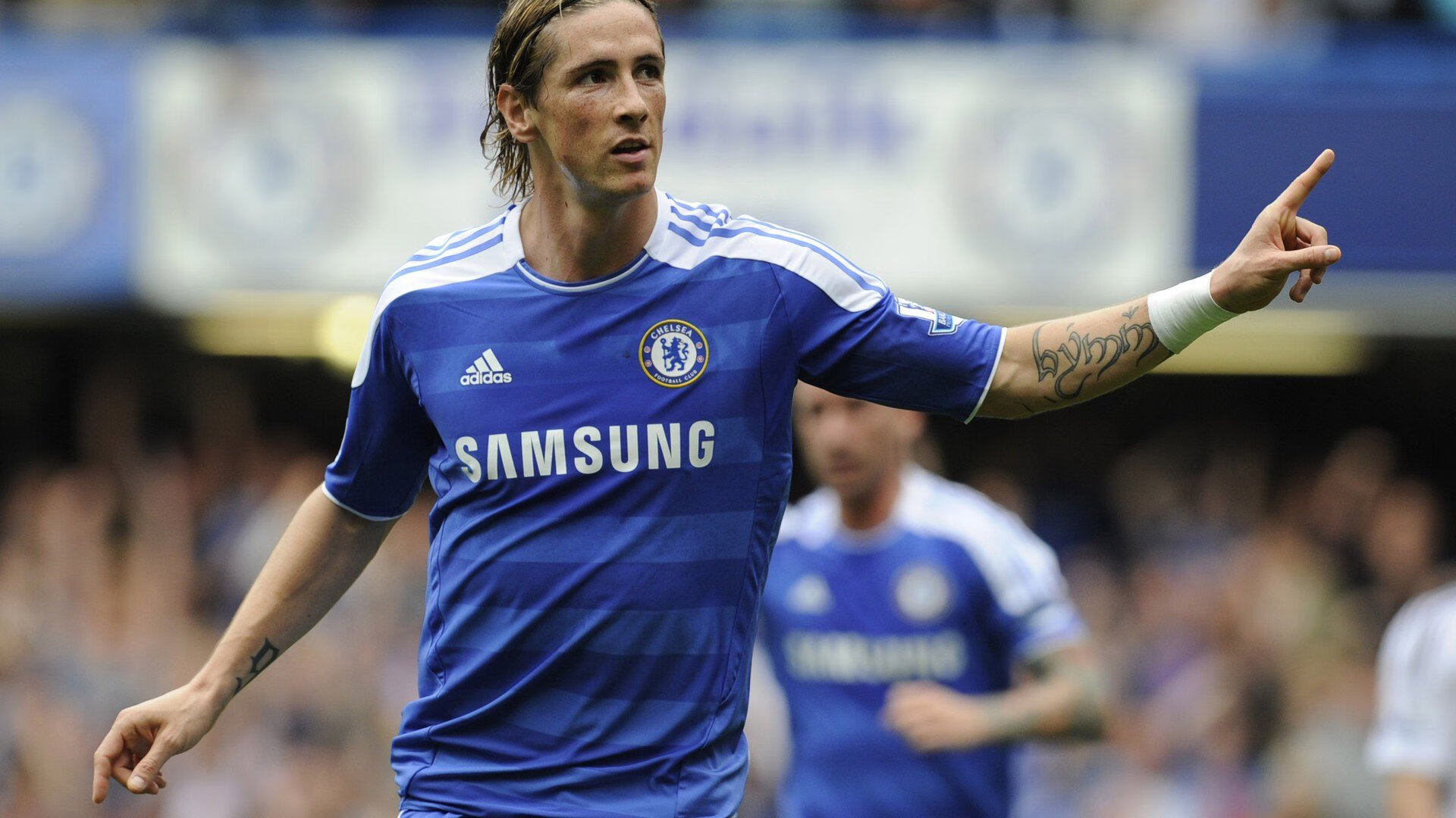 当蓝军遇上蓝黑，马丁内利闪耀全场，赛后评分拉满的背后故事